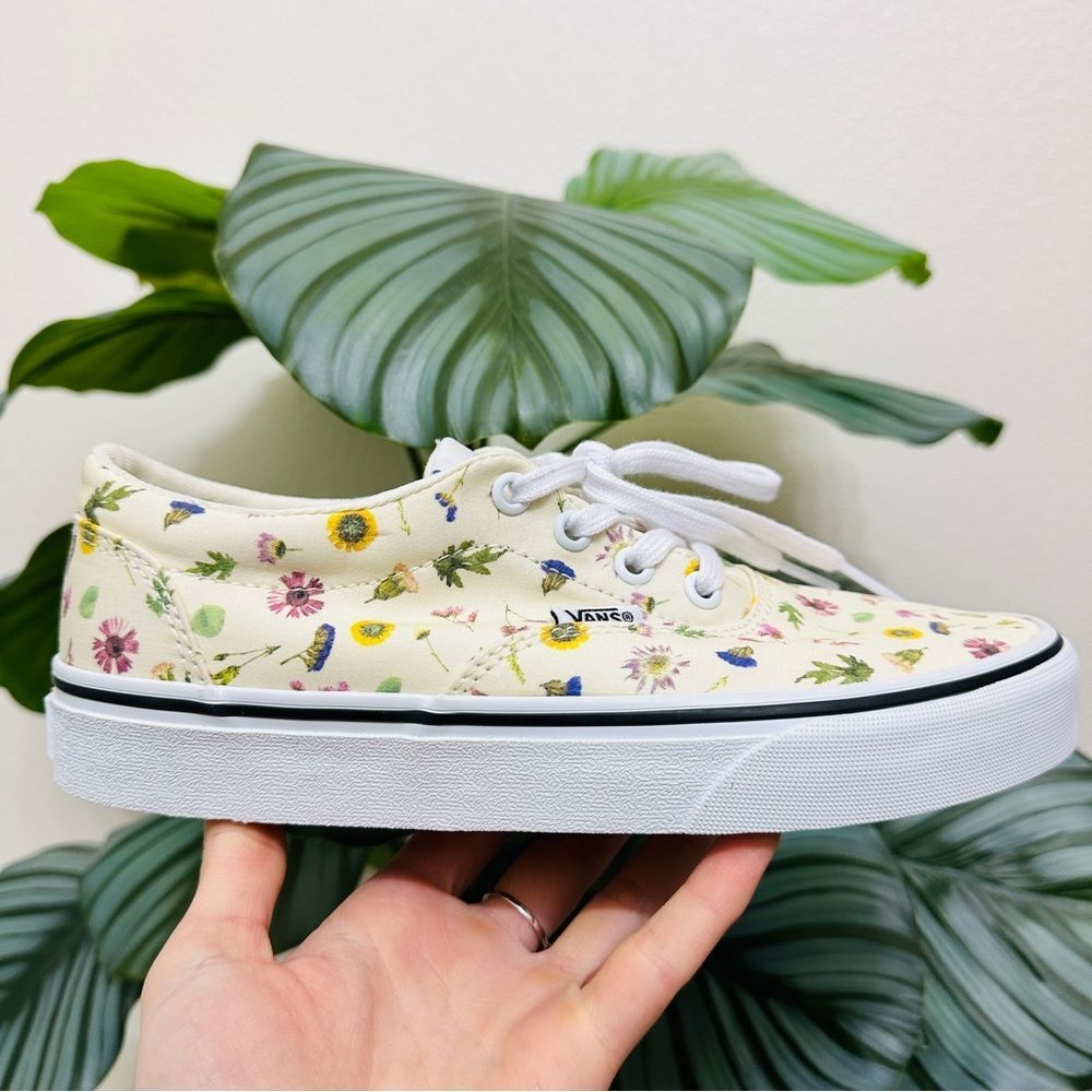 Vans Doheny Pressed Floral Classic White Sneakers